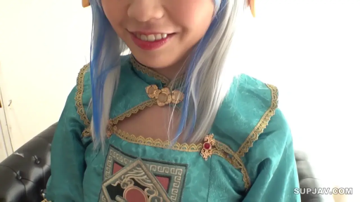 室内 · 坐姿 · 面部特写 · 旗袍