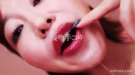 室内 · 脸部特写 · 仰视