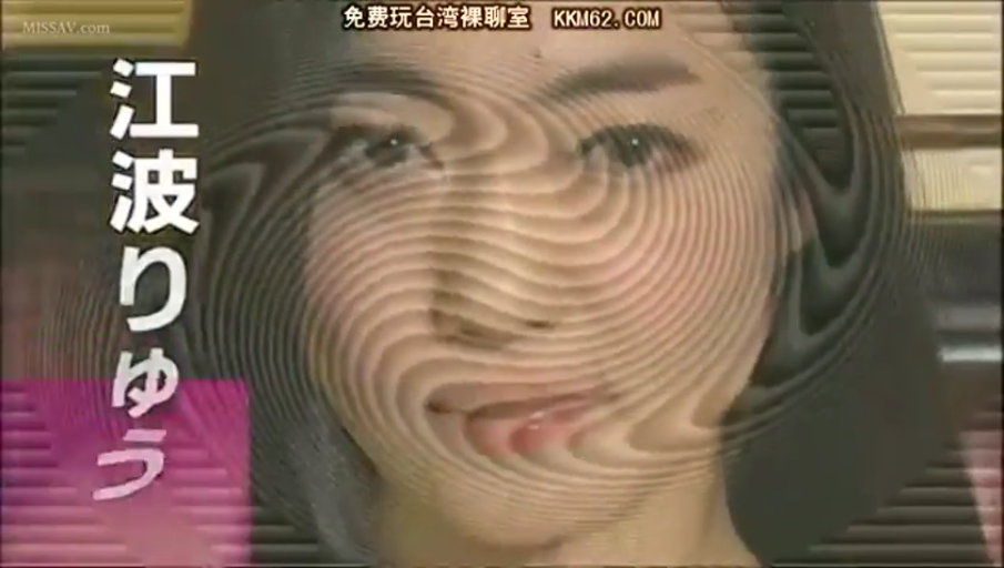 室内 · 脸部 · 微笑 · 注视 · 扭曲滤镜 · 正位