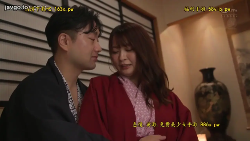 和室 · 羞涩 · 半身 · 调情 · 花瓶 · 浴衣 · 日本AV · 依偎