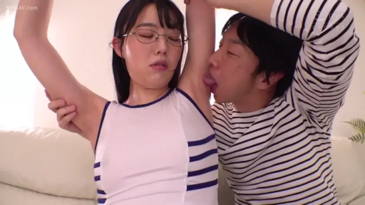 室内 · 眼镜 · 闭眼 · 举手 · 连体泳衣 · 腋下特写 · 舔腋下 · 腋控