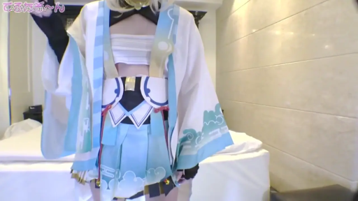 酒店 · 蓝色和服样式外搭 · 角色服装躯干特写