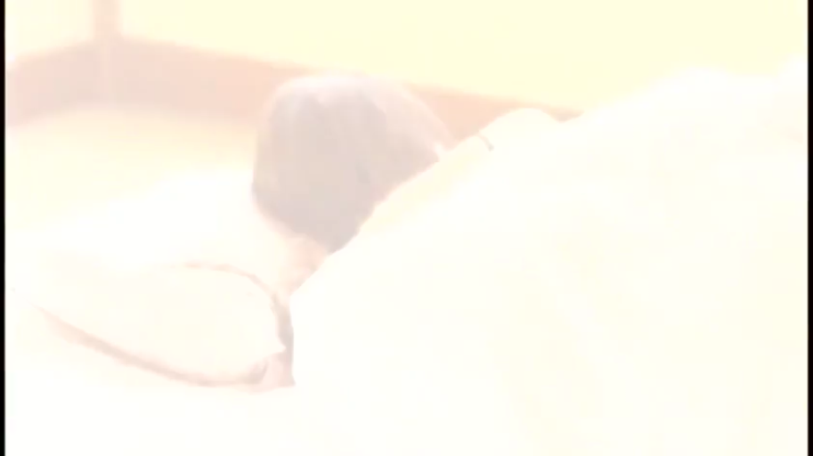 寝室 · 裸体 · 后入 · 后脑勺 · 識別不能 · 光线过曝
