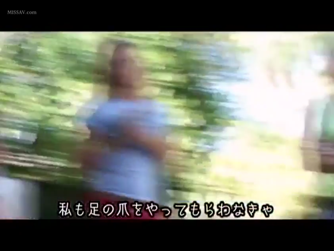 树林 · 動的ぼかし · 浅蓝色上衣