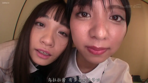 室内 · 注视 · 五官细节 · 学生衬衫