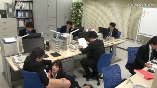 办公室 · 口交 · 办公桌 · 全景 · 张口 · 跪姿 · 职业装 · 职场性爱