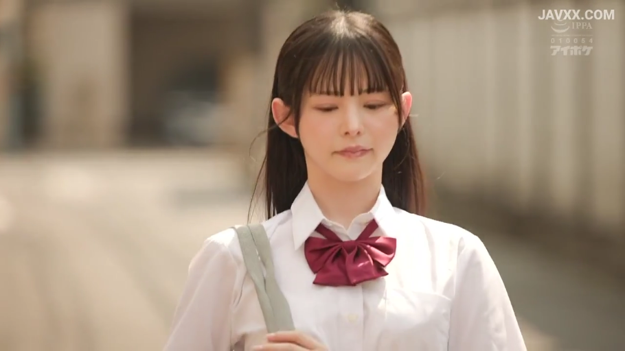 站立 · JK制服 · 户外 · 半身像