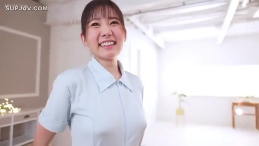 工作室 · 上半身特写 · 甜美微笑 · 浅蓝色护士服
