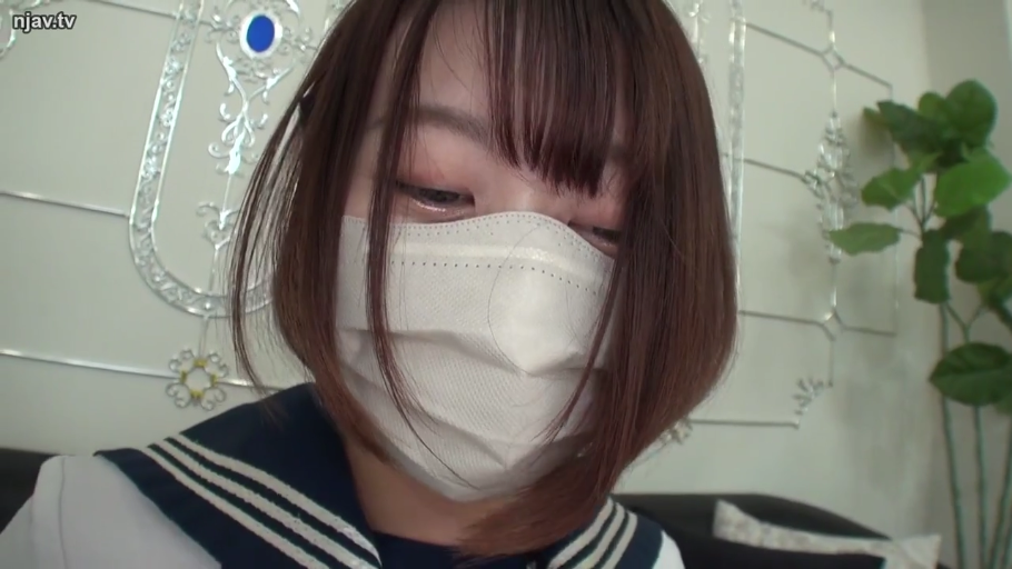 室内 · 羞涩 · 眼睛特写 · 白色口罩 · 水手服校服