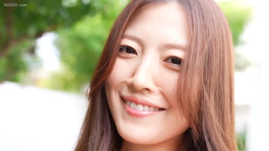 面部五官 · 户外 · 温柔注视