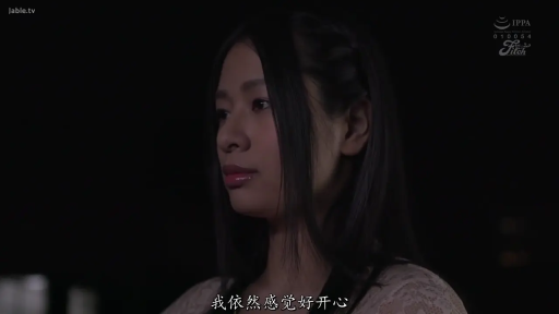 室内 · 头部特写 · 蕾丝衫