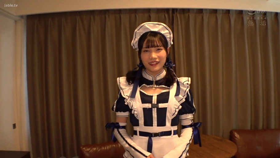 酒店 · 上半身特写 · 温柔 · 女仆头饰 · 深蓝色女仆装