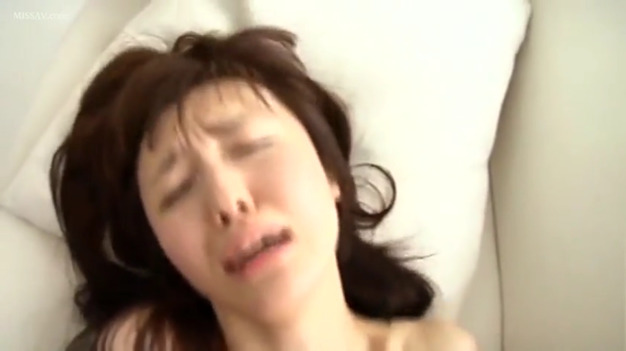 床上 · 张嘴呻吟 · 面部特写 · 裸体 · 汗水 · 性交中
