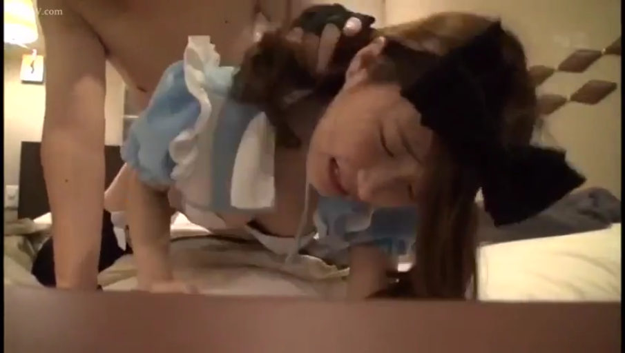 性交 · 卧室 · 迷离 · 后入式 · 面部特写 · 女仆装 · 日本AV · 蝴蝶结发饰