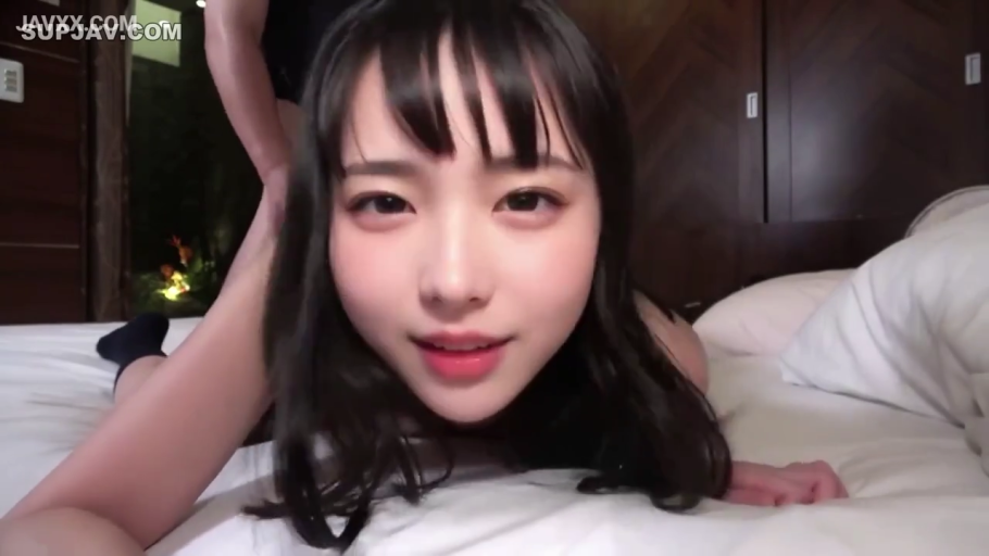 脸部特写 · 床上 · 后入式 · 裸体 · 放松