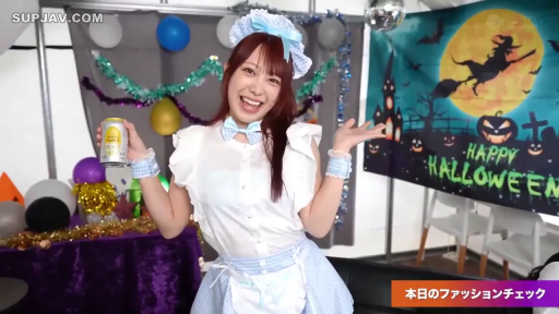 站姿 · 半身 · 女仆装 · 水印 · 易拉罐 · 灿烂笑容 · 室内派对 · 展示饮料