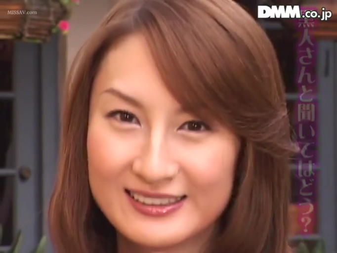室内 · 脸部特写 · 温柔 · 未完整显示 · DMM版权水印