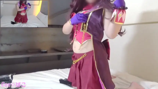 酒店房间 · 跪姿 · 模糊 · 整理衣物 · 腹部 · 角色扮演服