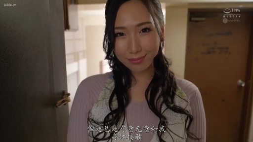 走廊 · 上半身特写 · 柔和 · 中文字幕 · 浅紫色针织上衣