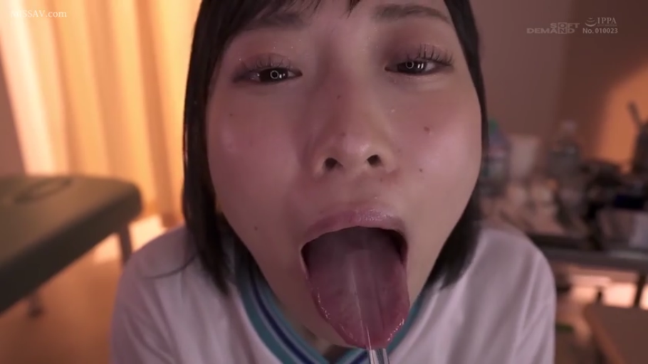 室内 · 脸部特写 · 仰头 · 体操服 · 吐舌 · 日本AV · 渴求