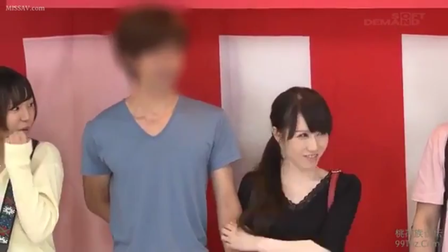 Studio · 好奇 · 米黄色针织衫