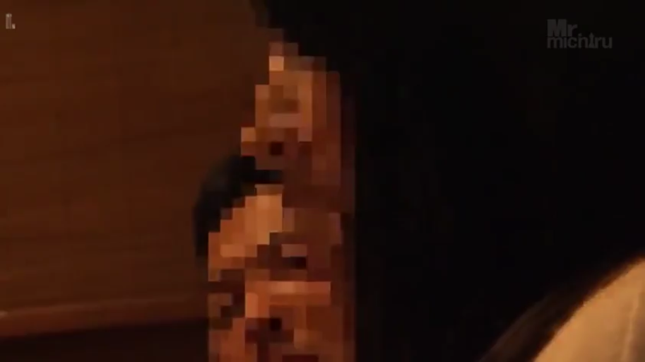 室内 · 脸部特写 · 全裸 · 口交 · 马赛克 · 迷离 · 卧姿