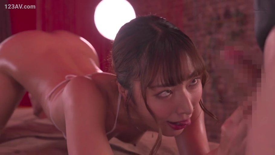 室内 · 面部特写 · 跪趴 · 阿嘿颜 · 吐舌 · 白色比基尼