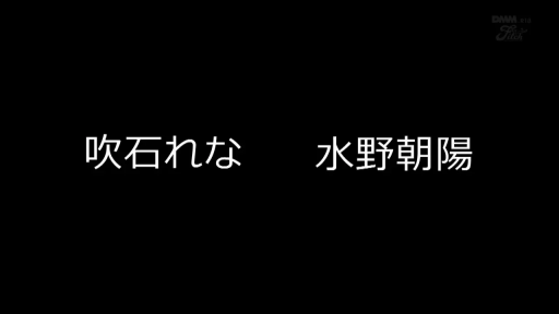 黑色背景 · 文字特写