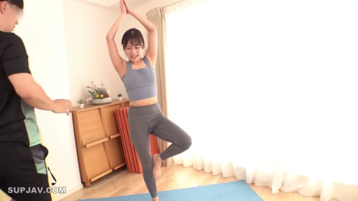卧室 · 微笑 · 紧身运动背心