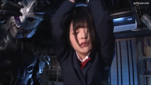 室内 · 无助 · 深色校服西装 · 绑绳 · 女学生面部特写