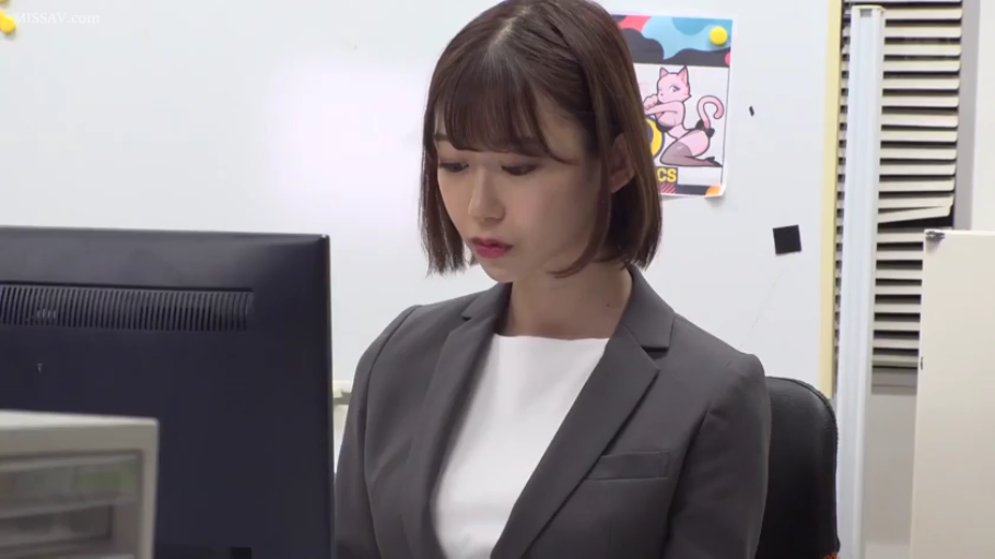 冷静 · 办公室 · Office equipment · 白色内搭衬衫 · 脸部中景特写 · 背景墙上有卡通贴画