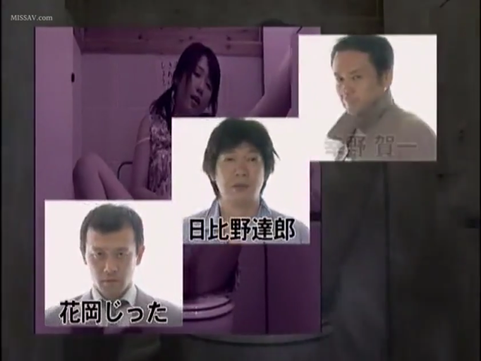 室内 · 画中画效果 · 男性肖像特写 · 男性严肃表情 · 男性穿着衬衫或西装