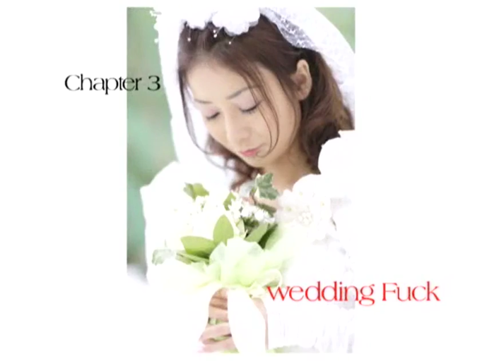 室内 · 面部特写 · 捧花 · 白色头纱 · 低头沉思 · 画面带有Chapter 3和wedding Fuck字样