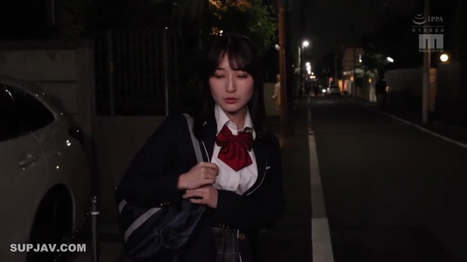 站立 · 街道 · JK制服