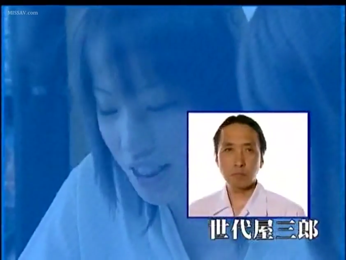 专注 · 演播室 · 视频水印 · 人物面部特写 · 白色衣物 · 字幕