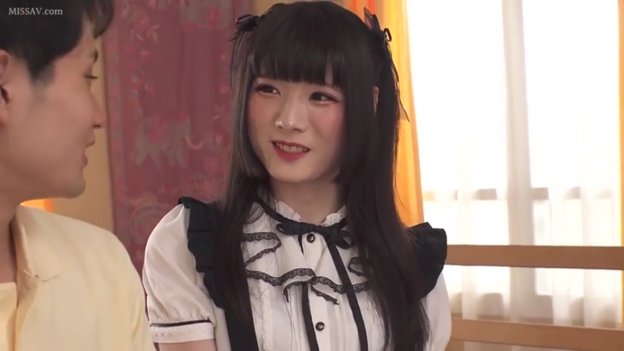 室内 · 上半身特写 · 含情脉脉 · 女仆装