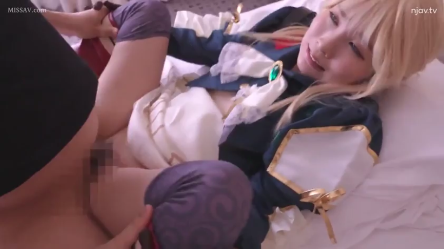 下体特写 · 卧室 · 享受 · 动漫角色扮演服 · 私处打码 · 舔逼
