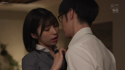 室内 · 眼镜 · 迷离 · 职业装 · 近景 · 面对面 · 日本AV · 解领带