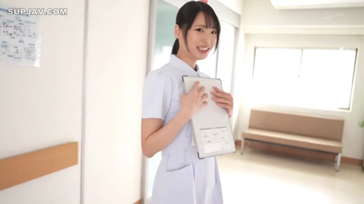 医院 · 护士服 · 站立 · 中景