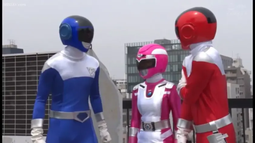 全身 · 站立 · 交流 · 天台 · 战队紧身衣