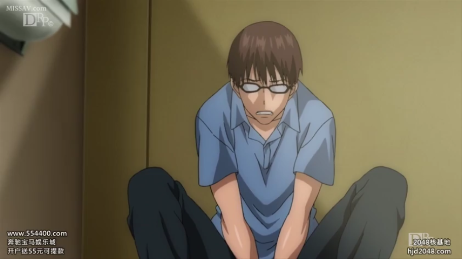 室内 · 坐姿 · 眼镜 · 中景 · 自慰 · 二次元 · 短袖衬衫 · 咬牙