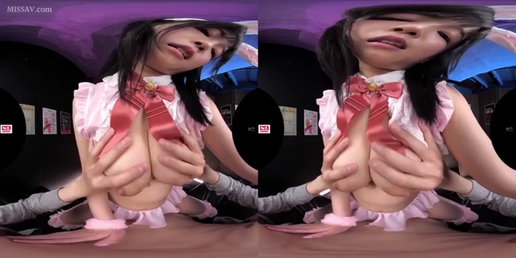 室内 · 嘴微张 · 面部表情特写 · 粉色系女仆装 · 兔耳饰品 · VR全景视角 · 抚摸胸部