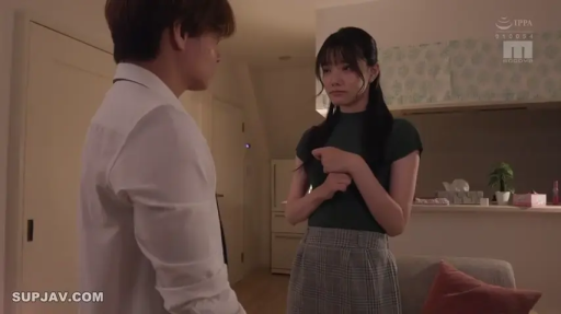 室内客厅 · 两人中景 · 女性略带不安 · 女性穿着深绿色短袖上衣和格纹长裙