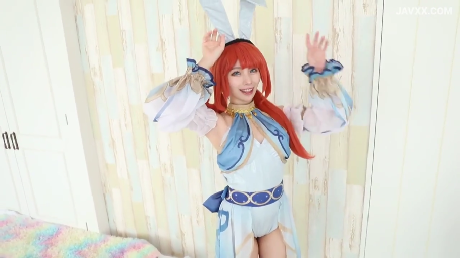 室内 · 脸部特写 · 兴奋 · 兔耳头饰 · 游戏角色扮演服