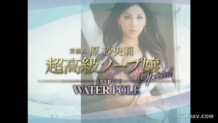 室内摄影棚 · 日文字幕 · 豹纹内衣 · 冷艳 · 人物半身特写