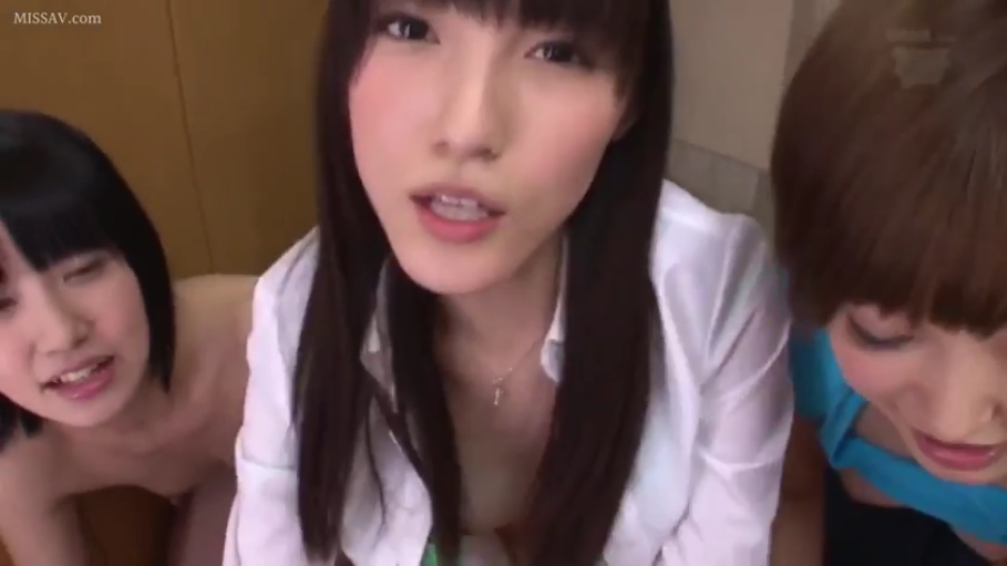 室内 · 脸部特写 · 白衬衫