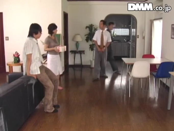 日常 · リビング · 短袖上衣 · 礼盒 · DMM水印