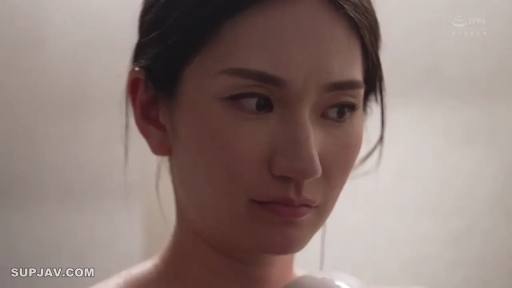 室内 · 脸部特写 · 裸体