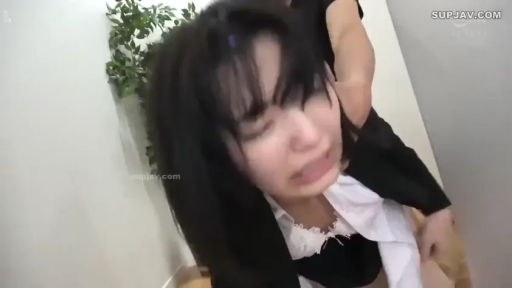 室内 · 俯身 · 脸部特写 · 职业装