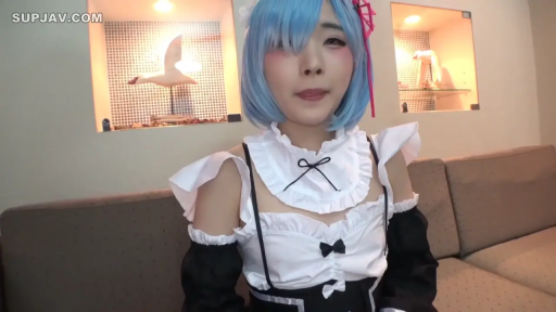 室内 · 坐姿 · 脸部 · 对视 · 女仆装 · 平淡 · 摆件 · Cosplay